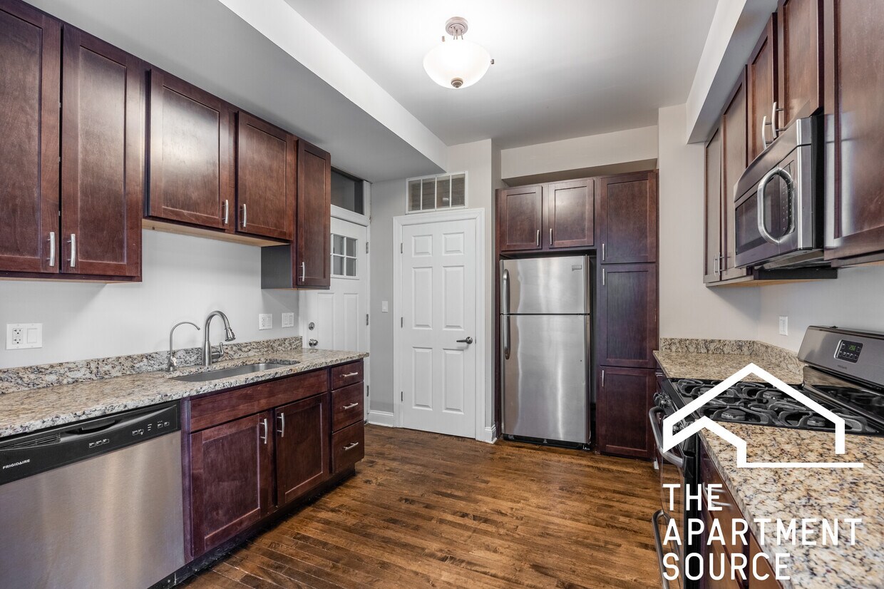 Foto principal - 2506 W Argyle St