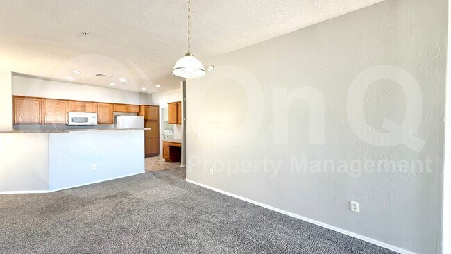 Building Photo - 6770 N 47th Ave