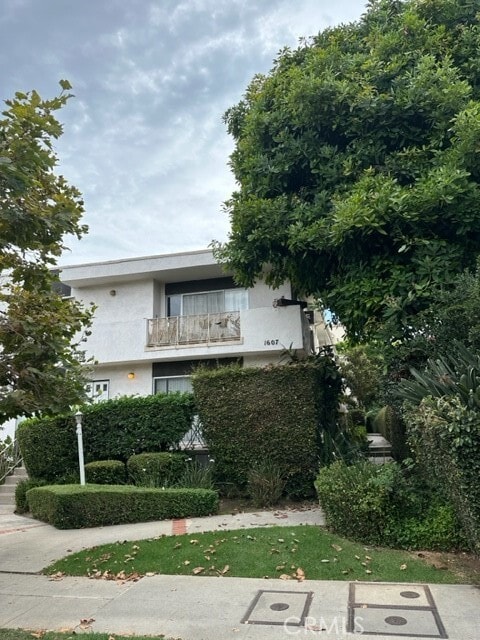 Building Photo - 1607 Greenfield Ave Building Photo - 1607 Greenfield Ave