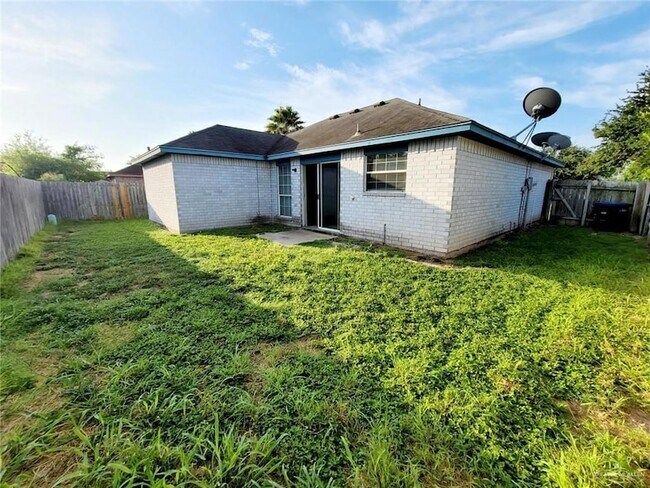 Foto del edificio - 4208 Flamingo Ave