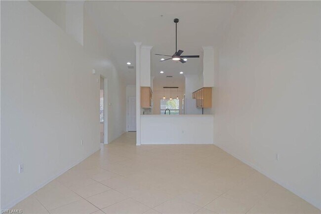 Foto del edificio - Stunning Lakeview Condo for Rent in Bella ...