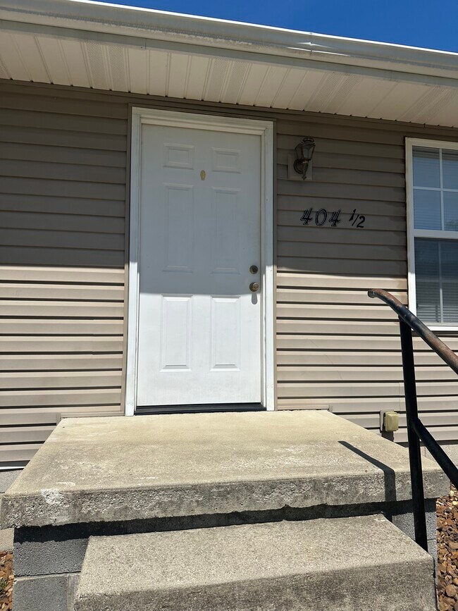 Foto del edificio - 404 Catron St