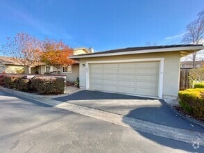 Building Photo - 1633 San Vicente Ave