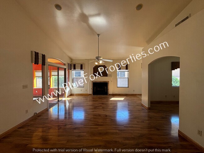 Building Photo - 9511 E Brianna Ln