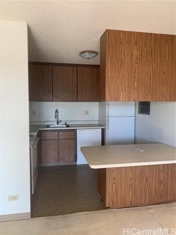 Building Photo - 2754 Kuilei St