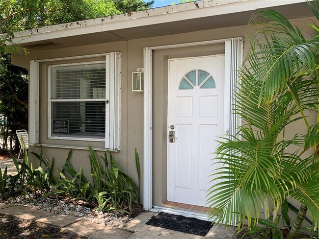 Foto del edificio - 801 SW 10th St