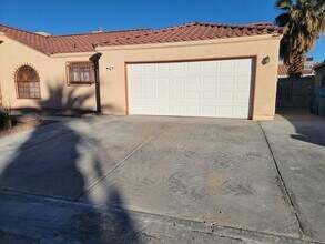Building Photo - 3716 Kals Way
