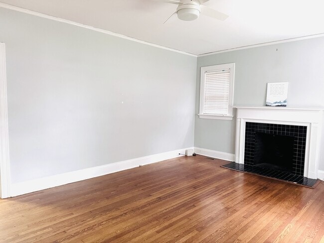 Foto del edificio - 711 Kenan St W