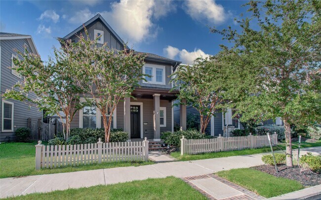 Foto del edificio - 18150 Moonlit River Dr