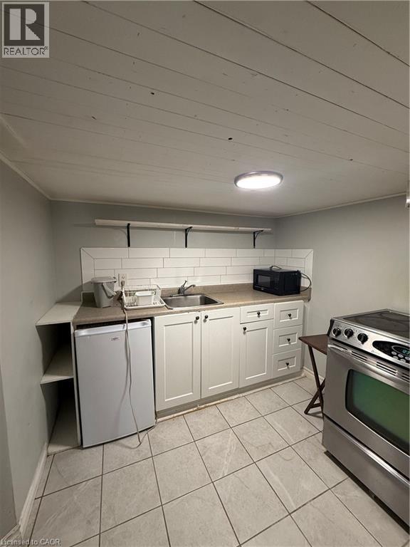 Building Photo - 119 Newcastle Dr