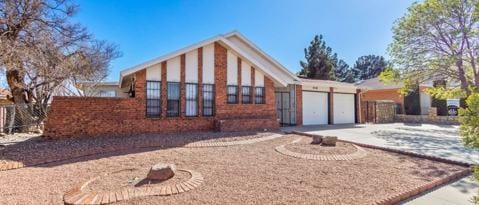 Primary Photo - 4528 R L Shoemaker Dr