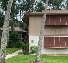 Building Photo - 100 Sweetgum Woods Ct