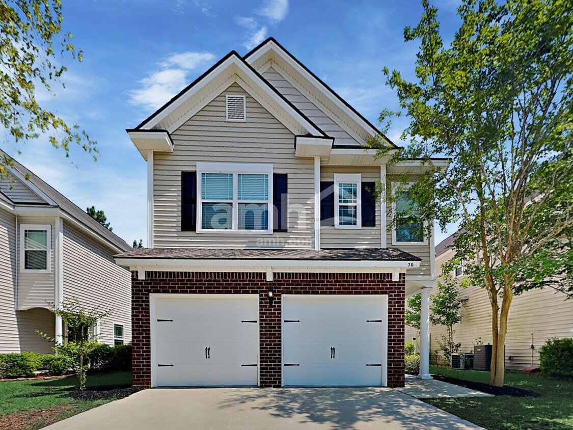 Primary Photo - 70 Summer Hill Way