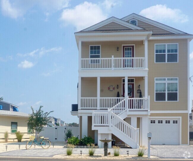 Apartments For Rent in Beach Haven West, NJ with Garages 4 Rentals