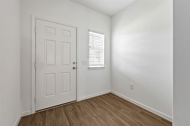 Foto del edificio - 21127 Dolphin Bay Ln