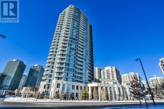 Building Photo - 18 Holmes Ave