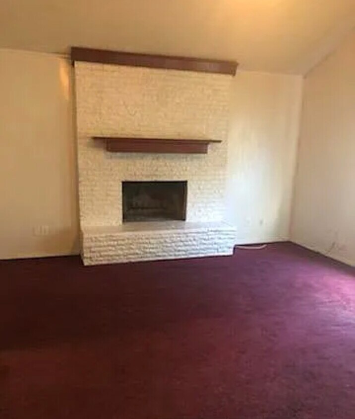 Foto del edificio - 2435 Cliff Teen Ct