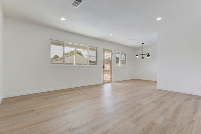 Building Photo - 8051 Etiwanda Ave