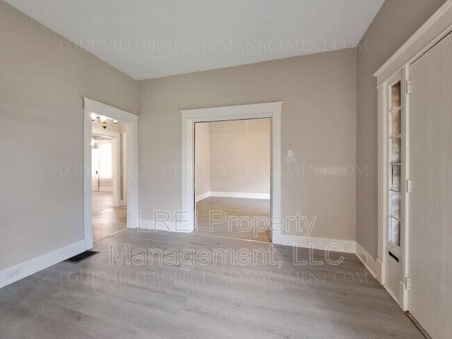 Foto del edificio - 642 S 35th St