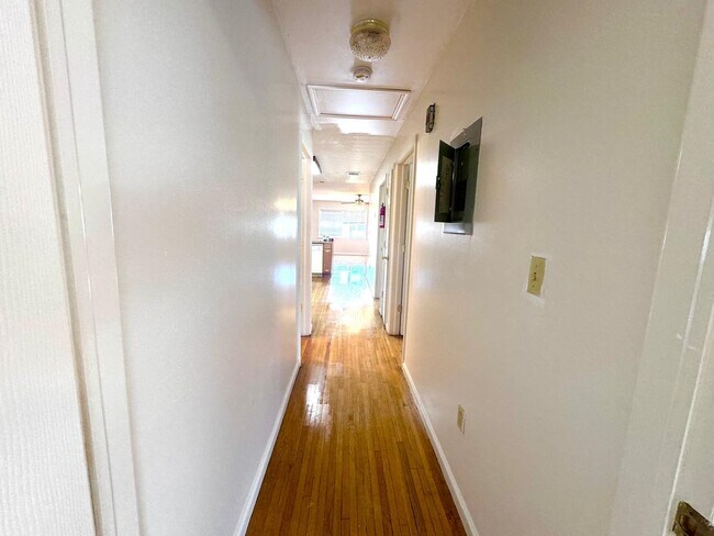 Foto del edificio - 161 W 53rd St