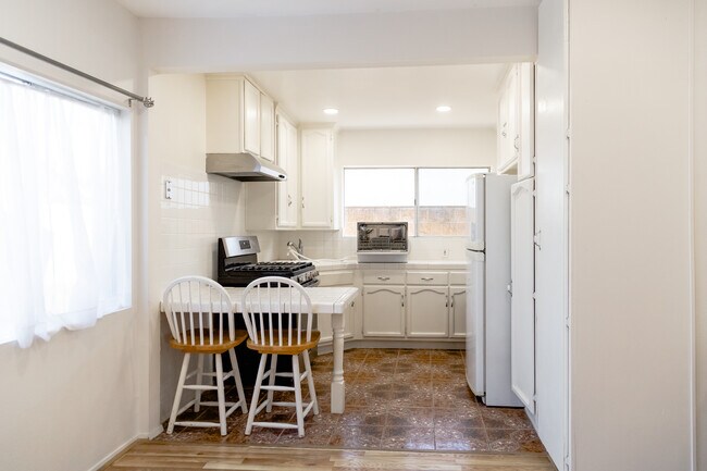Kitchen w/ Tons of Storage - 1436 W 182nd St