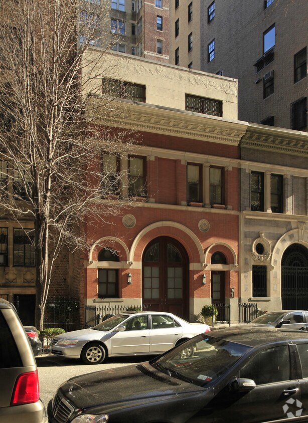 Foto del edificio - 75 E 77th St