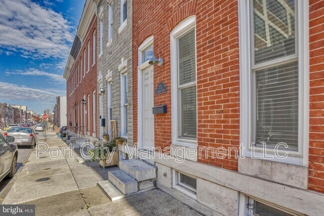 Foto del edificio - 1711 Clarkson St