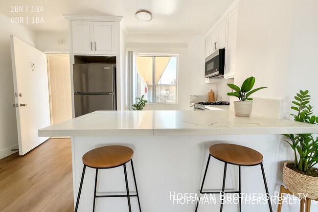 Foto del edificio - 4533 Pickford St