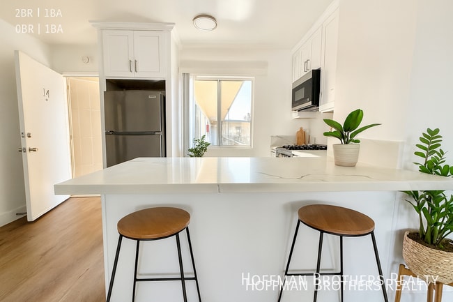 Building Photo - 4533 Pickford St