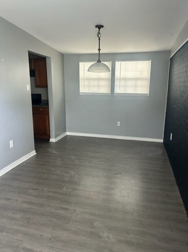 Foto del edificio - mlh2004