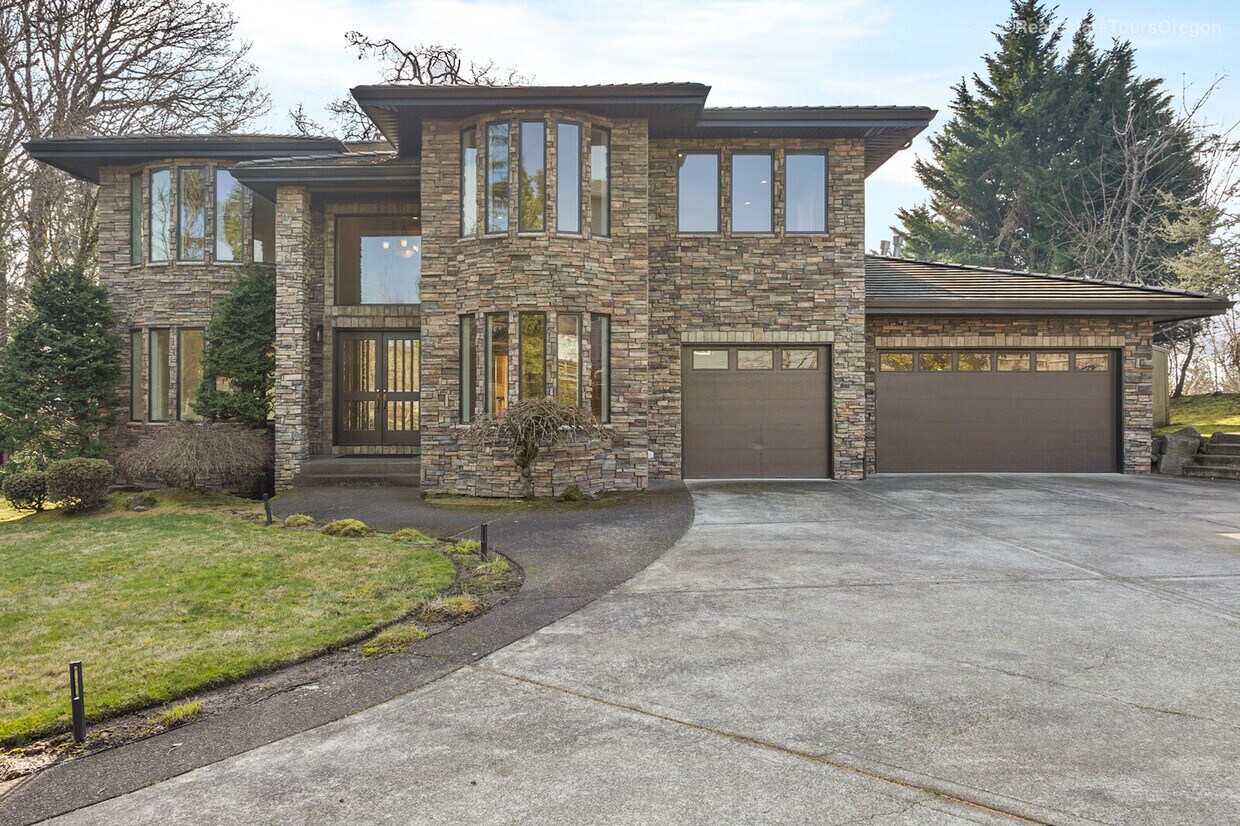 2919 Beacon Hill Dr, West Linn, OR 97068 House Rental in West Linn, OR