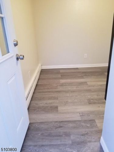 Foto del edificio - 79 Hillcrest Ave