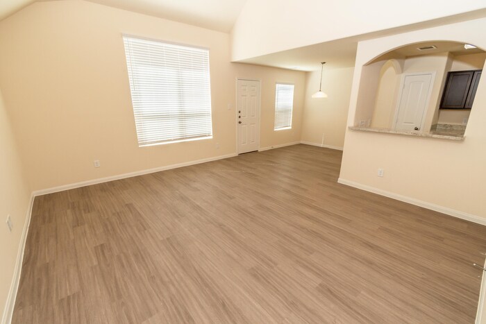 Foto principal - 3923 Richey Silver St