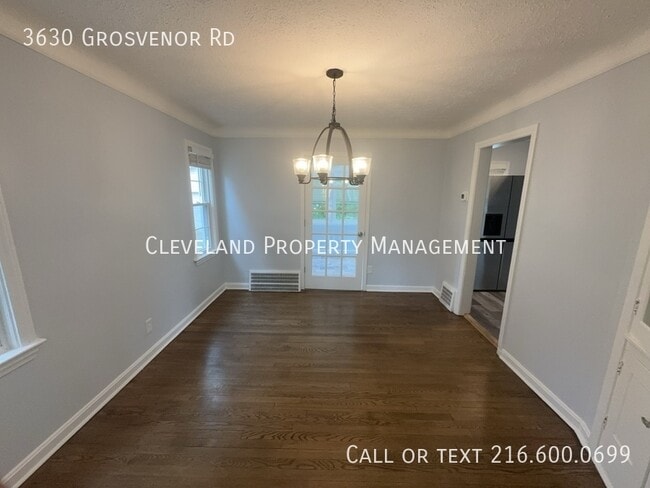 Foto del edificio - 3630 Grosvenor Rd