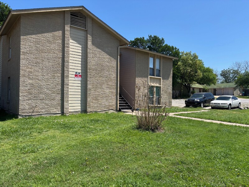 Foto principal - 2906 Sweeney Ln