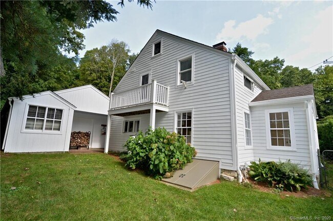 Building Photo - 95 Peaceable St