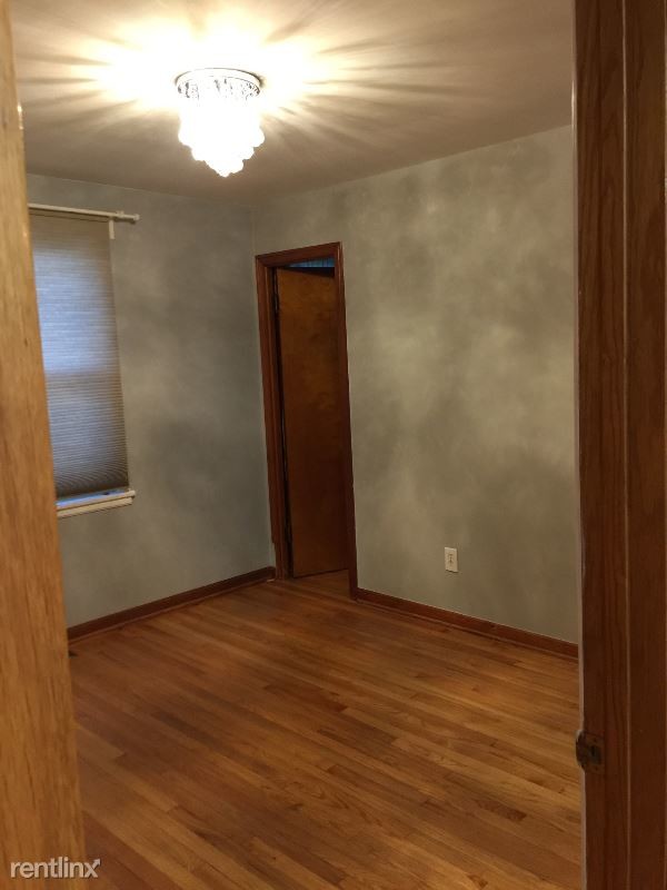 Foto del edificio - 4960 S Linder Ave