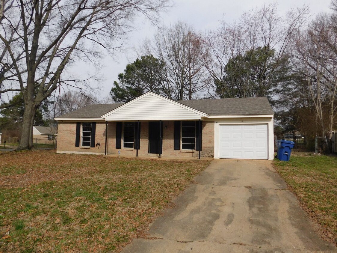 Primary Photo - 2580 Valleybrook Rd