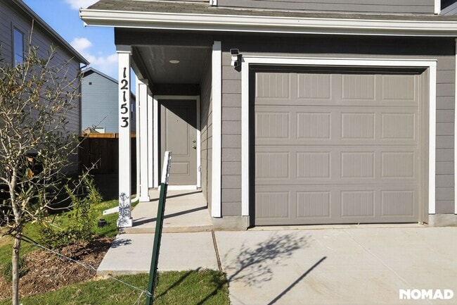 Building Photo - 12153 Steeplechase Dr