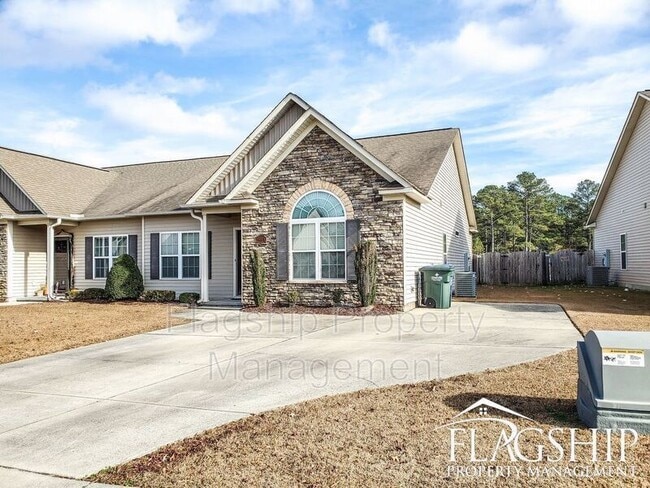 Building Photo - 3400 Ellsworth Dr