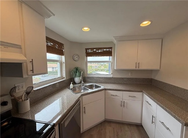 Building Photo - 190 Pebble Beach Blvd