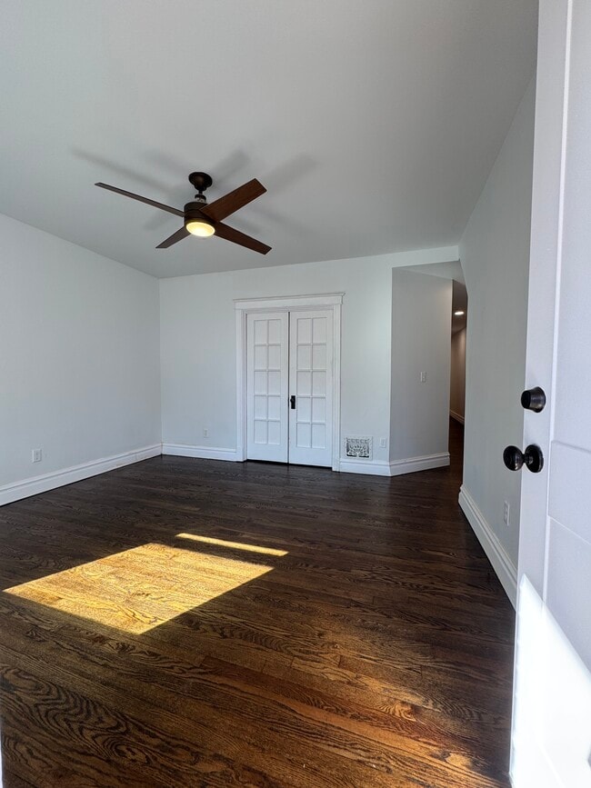 Building Photo - 5011 S Broadway