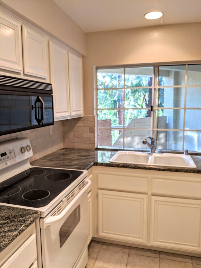 5728 Oak Bend Ln Unit 212, Agoura Hills, CA 91377 Condo for Rent in