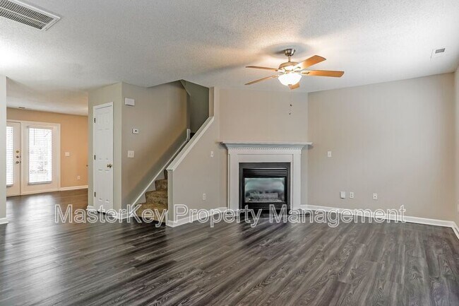 Foto del edificio - 5637 Fieldcross Ct