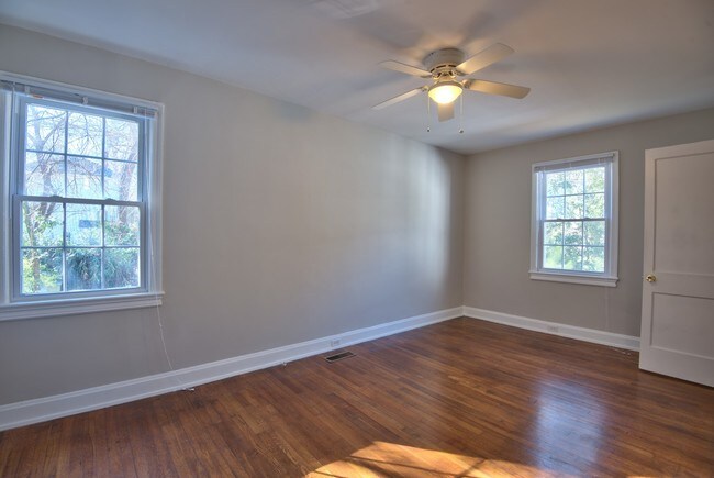 Foto del edificio - 1301 Clarendon St