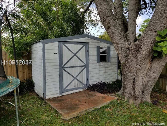 Foto del edificio - 1101 SW 70th Ave