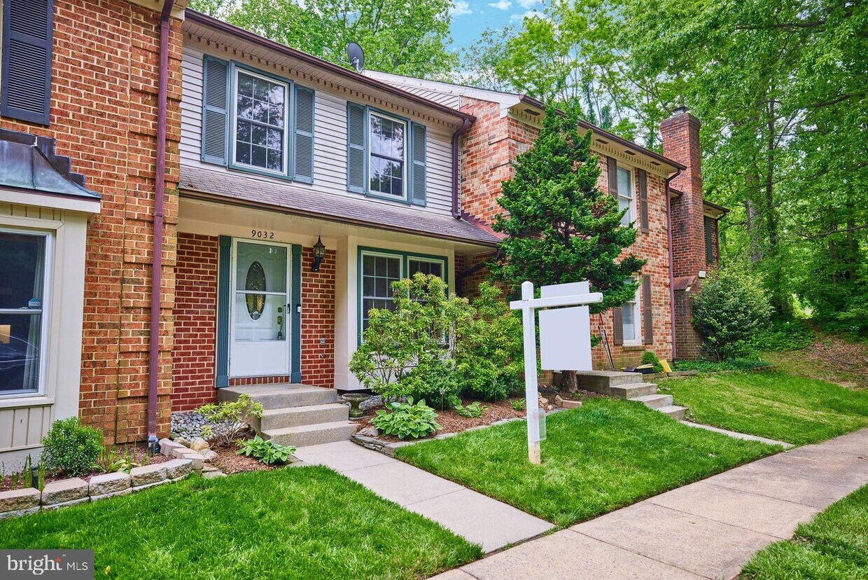 9032 Armendown Dr, Springfield, VA 22152 Townhome Rentals in