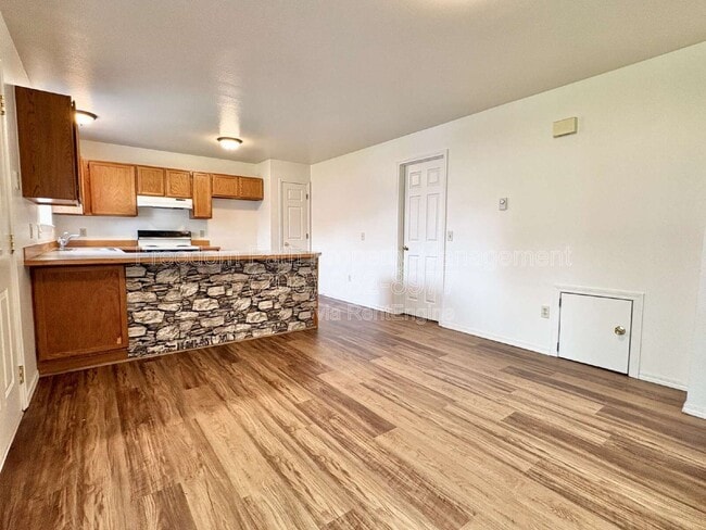 Foto del edificio - 801 N Brigger St