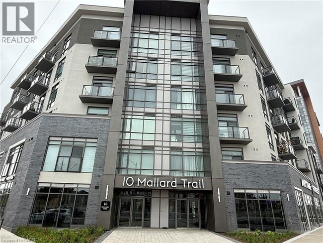 Building Photo - 10 Mallard Trl