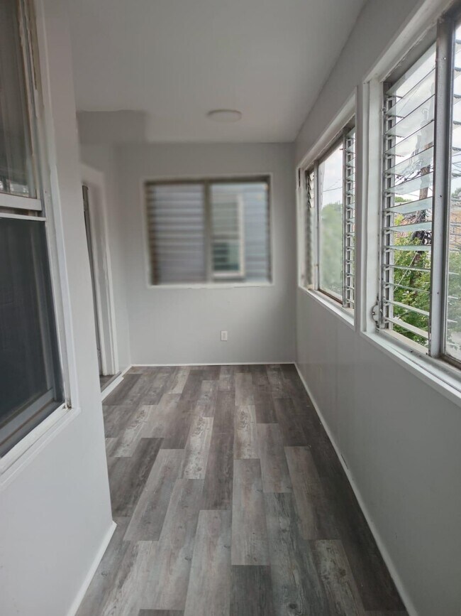 Building Photo - 105 Wilkinson Ave